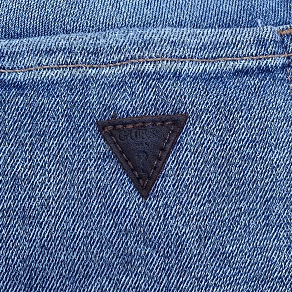 New GUESS Women's Denim Short SZ 24 - Picture 5 of 5